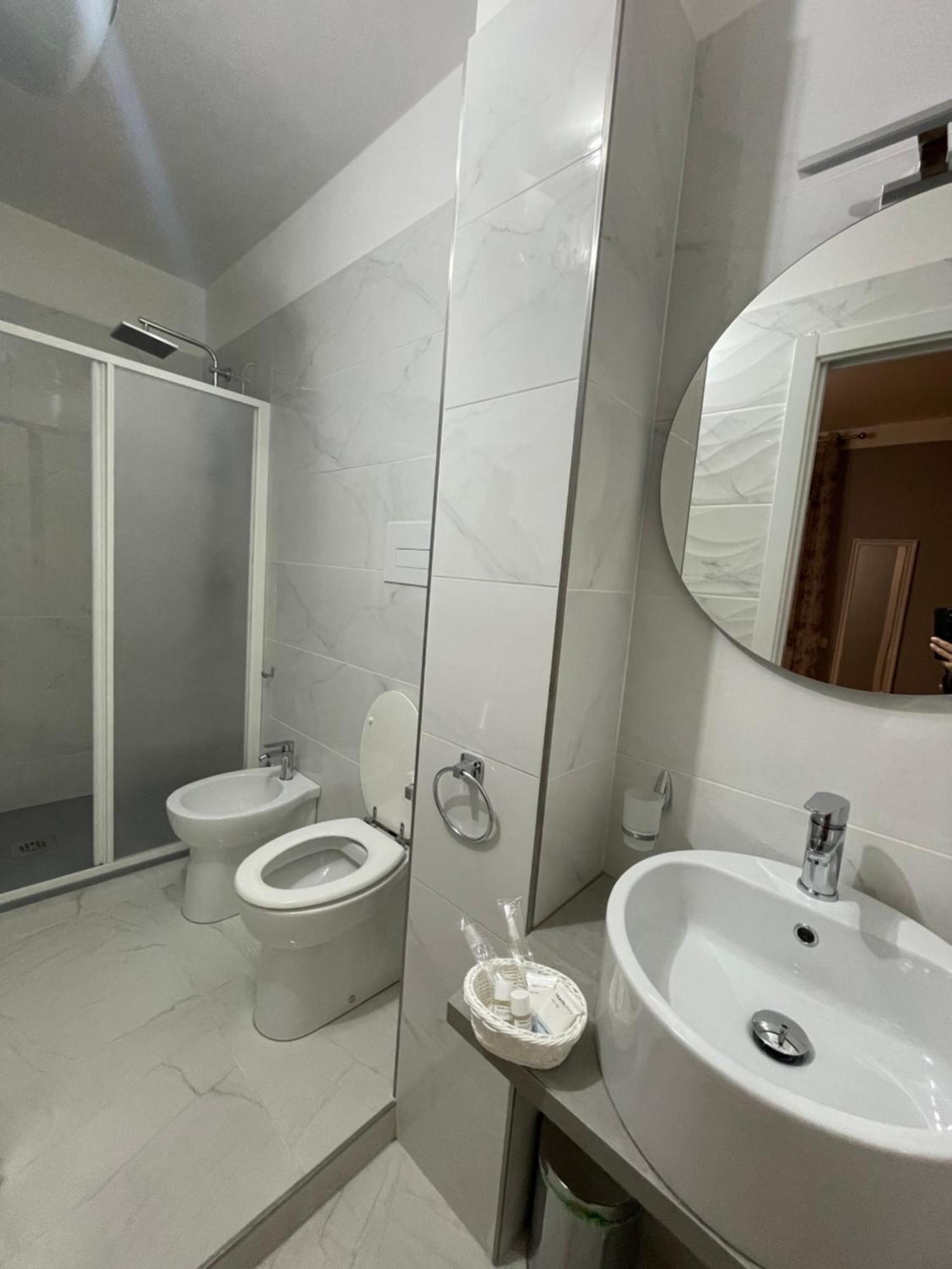 Marina Rooms Marina di Camerota Rom bilde